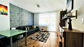 Happy Living Apartment w Balcony